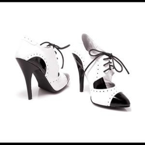 Ellie 5” Oxford Gangster Heels